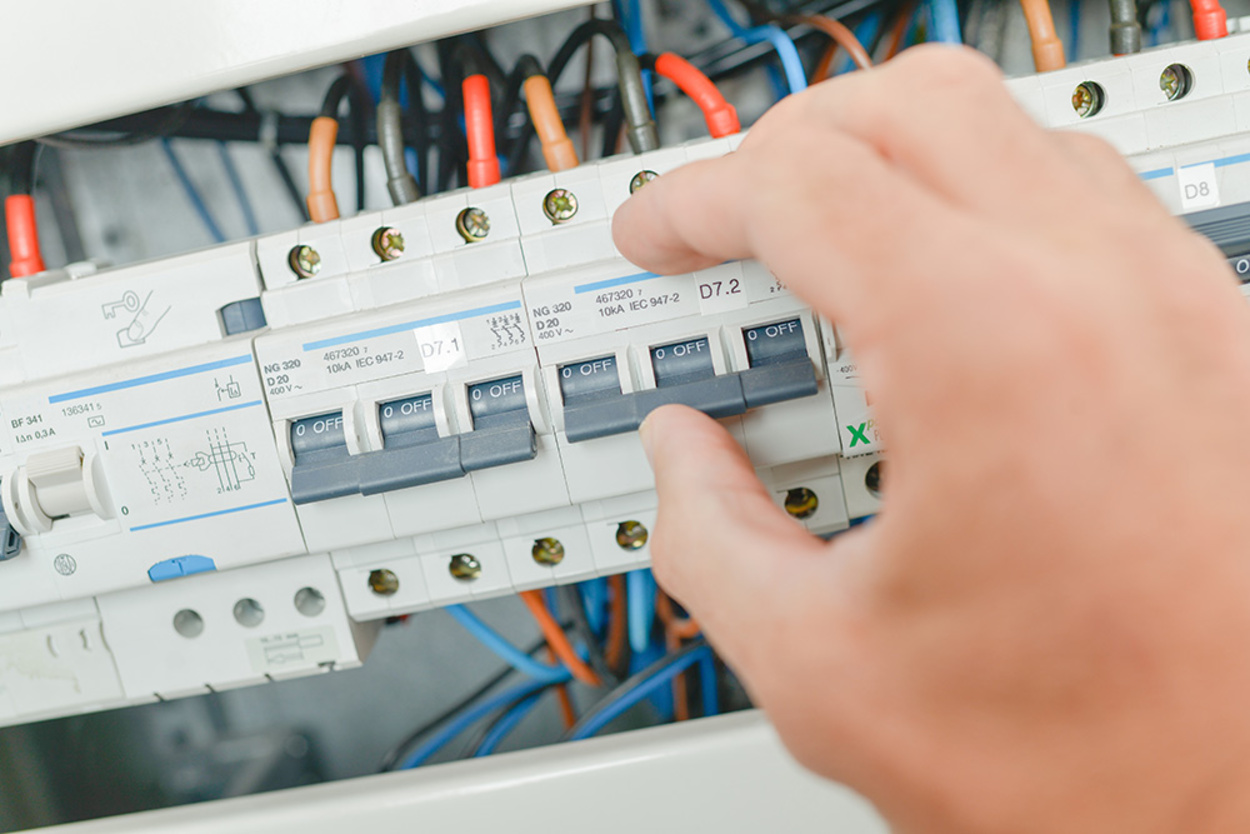 Elektro­installation bei Elektrotechnik Maurer in Talheim